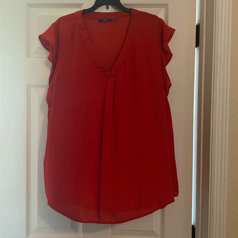 Women’s Red/White Blouse. XL Apt.9